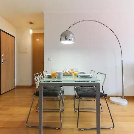 Modern Olaias By Homing Lejlighed